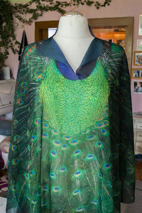 A Peacock Tunic Or Poncho Naergis Costuming Site