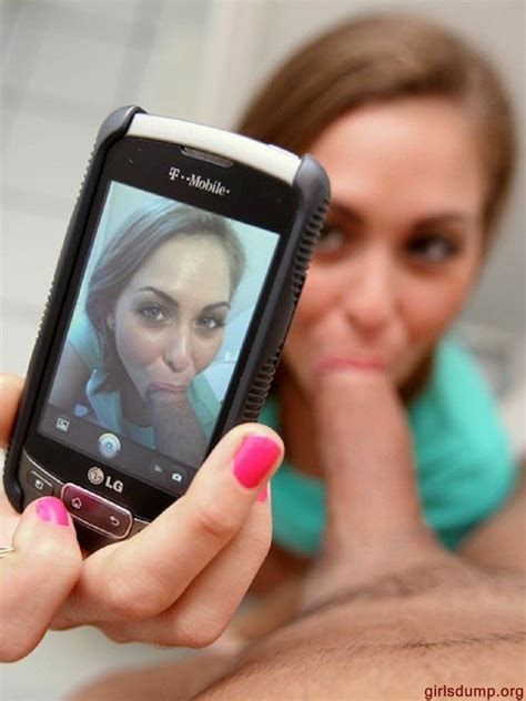 Blowjob While Talking Babefriend Phone From Free Porn Pic Telegraph