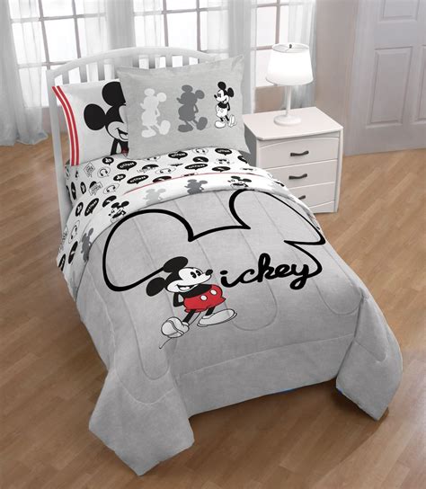 Shop disney mickey & minnie mouse bedding and accessories online at macys.com. 20+ Cute Disney Kids Room Design Ideas (With images ...