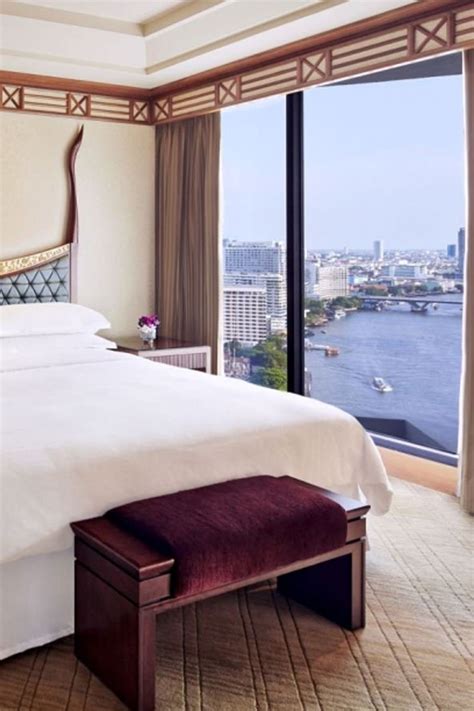 Stunning Presidential Suite At Royal Orchid Sheraton Hotel With Views