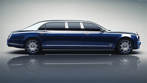 2560x1440 Resolution Blue Rolls Royce Limousine Hd Wallpaper