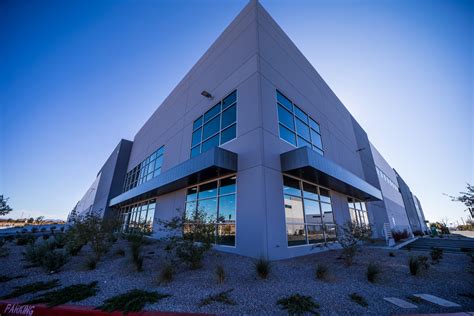 A Cutting Edge Glass And Mirror Most Prestigious Glass Shop In Las Vegas