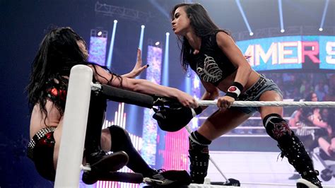 Aj Lee Vs Paige Divas Championship Match At Wwe Summerslam In Los