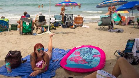 Skinny Dip Record Broken At Blind Creek Beach In Treasure Coast