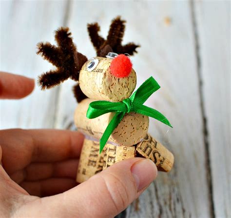 16 Diy Wine Cork Reindeer Ornaments To Try This Christmas Guide Patterns