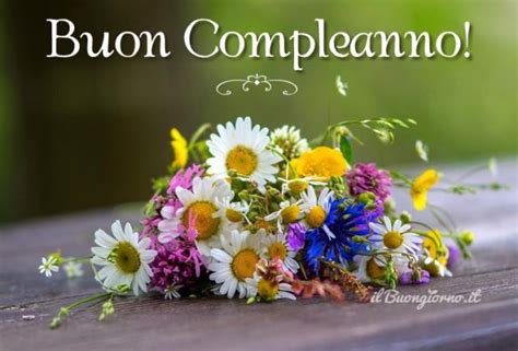 Trovare una buona immagine di buon compleanno con dei fiori può aiutare a rendere ancora più speciale la giornata del festeggiato/a! cuppaiprecpi: Gif Animate Buon Compleanno Fiori Di Campo