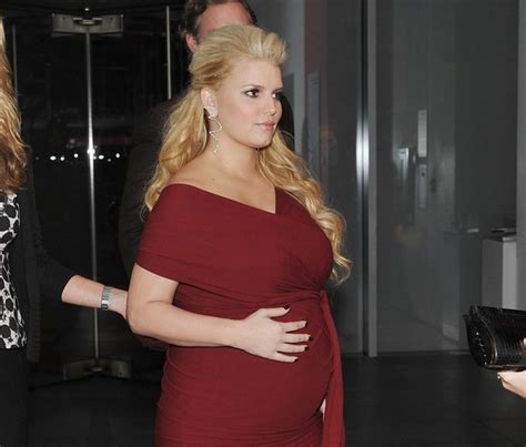 Pop Goes The Simpson Jessica Simpson Finally Gives Birth Stylecaster