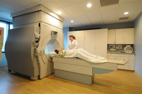 Traditional Vs Open Mri 4 Things You Should Know Derry Imaging