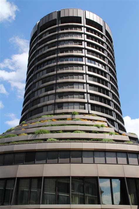 Bank für internationalen zahlungsausgleich, abkürzung biz, englisch bank for international settlements 'bæȗk fɔː ɪntə'næʃnl 'setlmənts, abkürzung bis, internationale bank in der rechtsform einer ag mit einem grundkapital von 1,5 mrd. Bank für Internationalen Zahlungsausgleich (Basel, 1977 ...