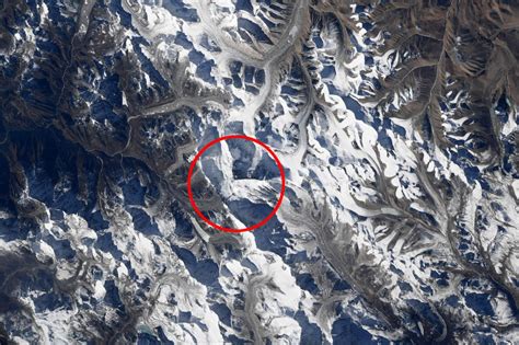 Can You Spot Mt Everest In Stunning Photo Taken From Space By Iss