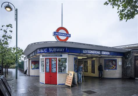 18 Photos Of Modernist Tube Stations Londonist