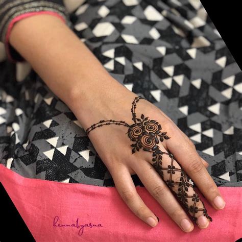 Simple Mehandi Designs For 2018 That You Should Try Trendy Mehndi