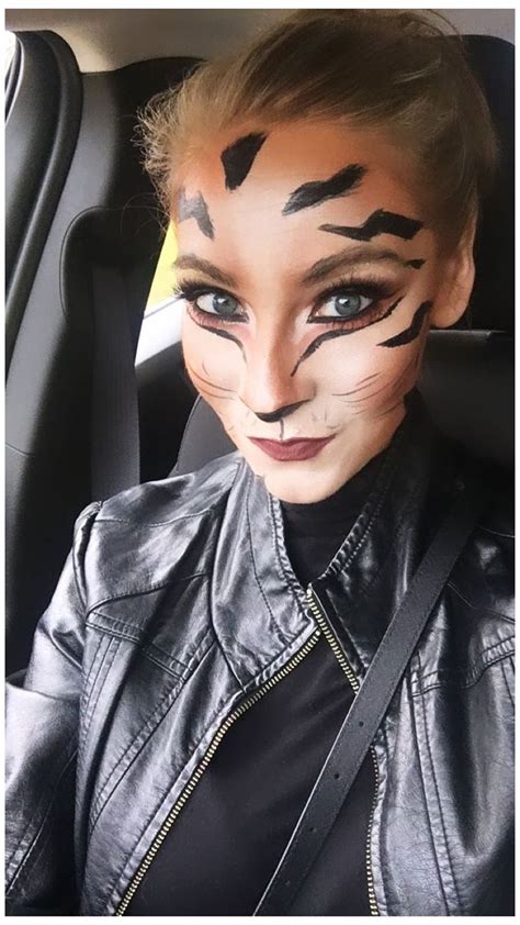 Pin By Julie Crusenberry On Halloween In 2020 Tiger Halloween Costume