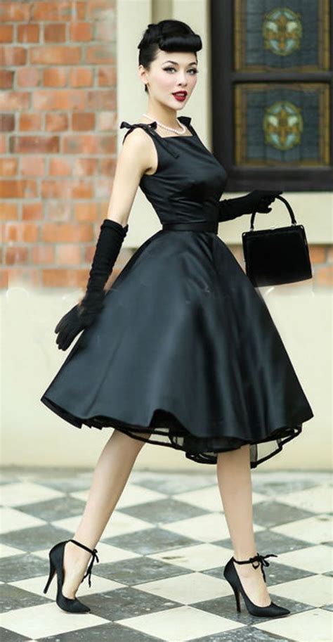 Pin By Ahammad Tausif Mayeen On Womens Fashion Black Prom Dress Vintage Glam Fashion 1950s