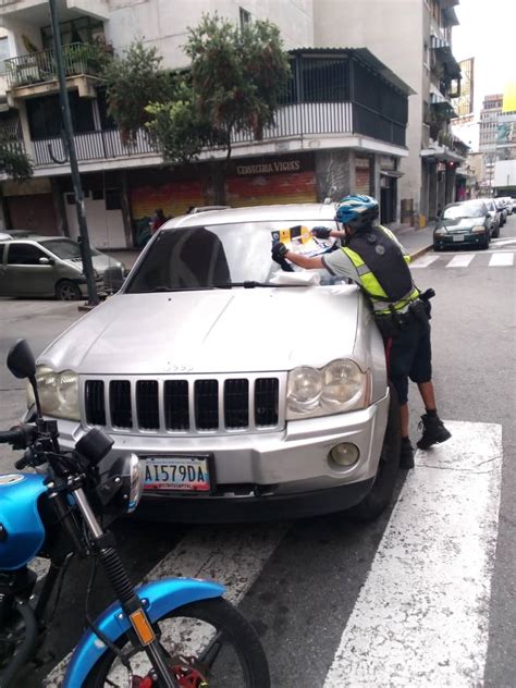 Polic A Municipal De Chacao On Twitter Feb Evita Ser Sancionado Se Coloca La Respectiva