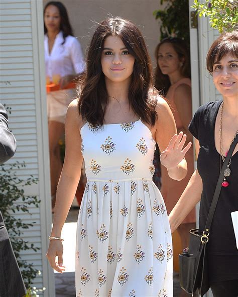 Selena Gomez Selena Gomez Arrives At A Private Party In Brentwood