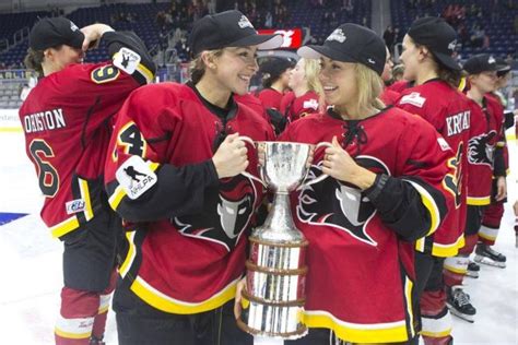 ‘heartbreaking Canadian Womens Hockey League Folding Due To