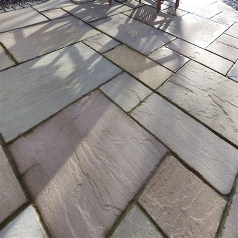 Raj Green Sandstone Is A Riven Sandstone With Subtle Greens Greys And