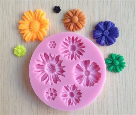 molde silicone com 6 modelos flores pasta americana biscuit r 23 90 em mercado livre