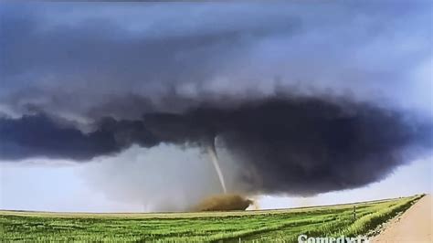 Anticyclonic Tornadoes Youtube
