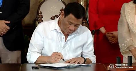 Philippines Report Duterte Signs Universal Healthcare Bill Into Law