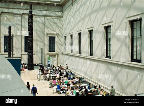 Cafe In The Great Court British Museum London Stock Photo Alamy