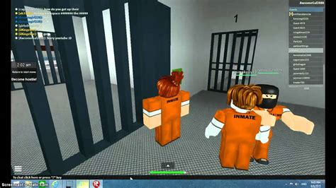 How To Escape From Roblox Game Prison Life V06 Youtube
