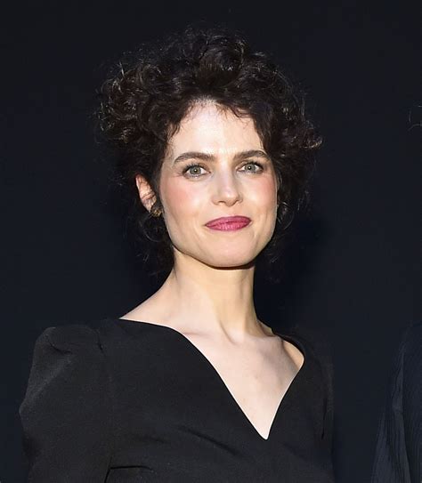 Brad Pitts Mit Professor Crush Neri Oxman Is Married And Expecting
