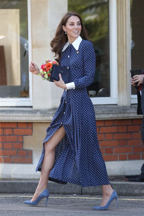 Does Kate Middleton Break Protocol With Too Daring Dress Free Download Nude Photo Gallery