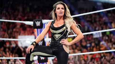 Wwe Hall Of Famer Trish Stratus Was Backstage This Week On Raw