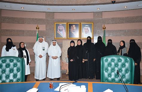 أخلاقيات التمريض هي فرع من الأخلاق التطبيقية التي تهتم بأنشطة في مجال التمريض. معالي مدير الجامعة يدشن الخطة الاستراتيجية الأولى لكلية ...