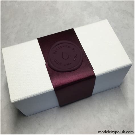 Moo business cards give people a reason to remember who you are and what you represent. MOO Business Cards