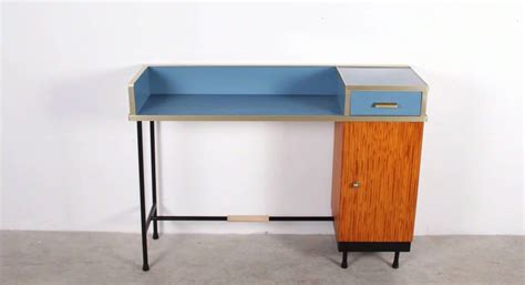 Comment démarrer ce travail à domicile ? Travail belge Secrétaire d'appoint - Meubles Vintage Liège ...