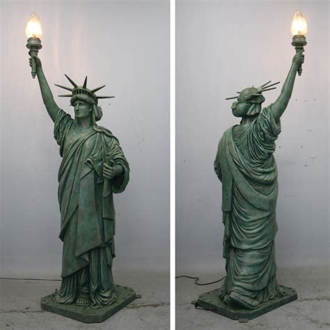 Statue Of Liberty 875ft Sculptures