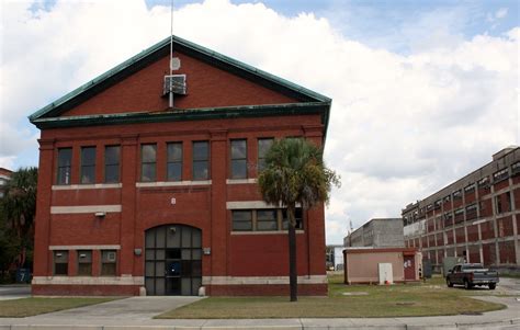 Charleston Navy Yard Building 8 Abandoned Communications Flickr