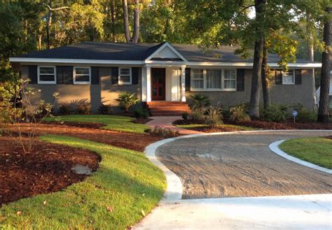 Fortunately, the low linear appearance of these traditional raised panel garage doors are a top choice for ranch style homes but you could also opt for a carriage house style garage door or. Tips to Landscaping with Ranch Style Home - Interior Decorating Colors - Interior Decorating Colors