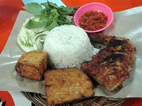 Anda tidak perlu khawatir gagal. Ayam bakar - Wikipedia