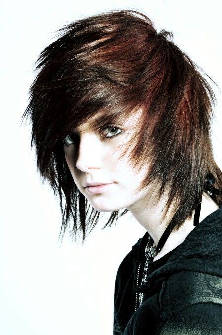 I Love The Layers And The Color Emo Hairstyles For Guys Emo Haircuts