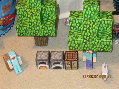 Working In The Jungle Minecraft Papercraft Scene Tristan Age 9