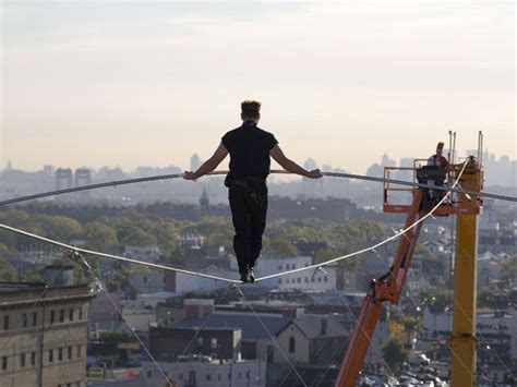 nik wallenda to become first person to walk tightrope over niagara falls national post
