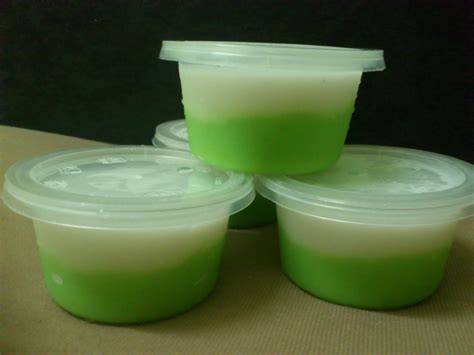 Bagi anda yang sukakan manisan ini dan mahu cuba membuatnya, resipi perkongsian opah mas cotek ni boleh dicuba. DuNia CiNTa KaMi♥♥♥: KUIH TEPUNG PELITA