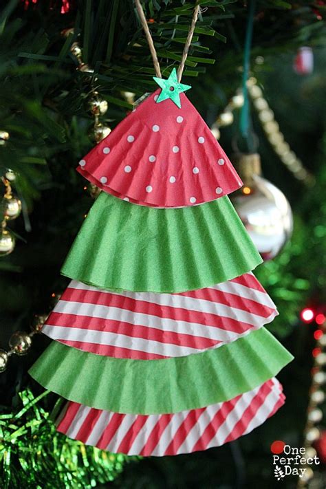 25 Easy Christmas Tree Crafts For Kids That Make Fabulous Holiday Decor