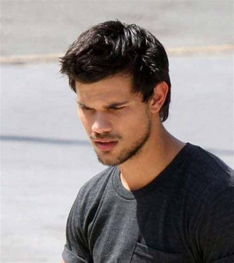 Besides, the young chap is an able martial artist too. 15 Taylor Lautner Hair | The Best Mens Hairstyles & Haircuts
