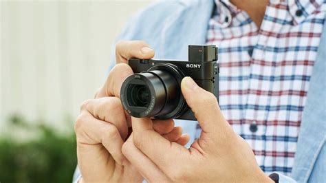Each of us has different needs when choosing a compact camera for travel. Best Compact Camera 2021 | Top Ten Reviews