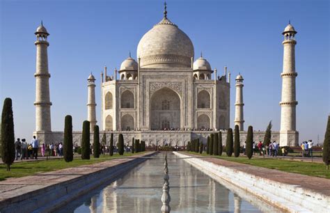 Top 10 Must See Landmarks In The World