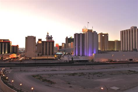 Downtown Las Vegas- Early Morning : Las Vegas 360