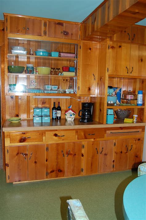 It's definitely an original 1950s knotty pine kitchen. 'Betty Crafter' says, Yes to the Knotty Pine! - Retro Renovation
