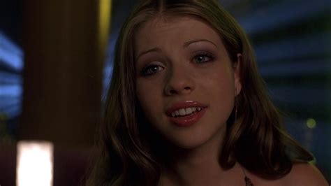 Michelle Trachtenberg S Height Weight Body Measurements And Biography