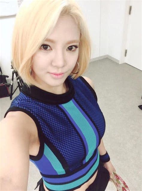 Snsd Hyoyeon Thank Fans For Coming To Live Monster Kim Hyoyeon Sooyoung Yoona Snsd Taeyeon