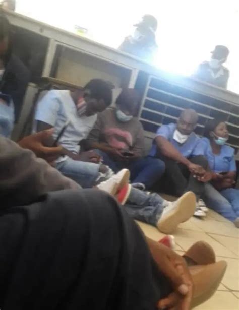 Demonstrating Zimbabwe Nurses Arrested Savanna News